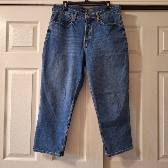 Old Navy Curvy Kigh Rise Straight Jeans Size 14 - Picture 1 of 8